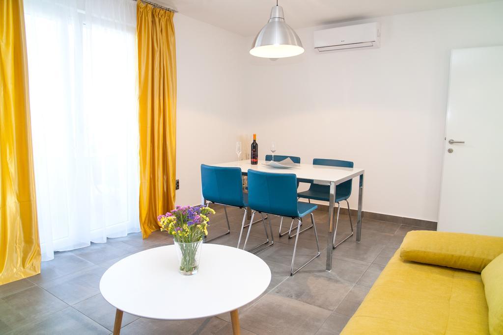 Apartment Ema Rogoznica  Exteriör bild